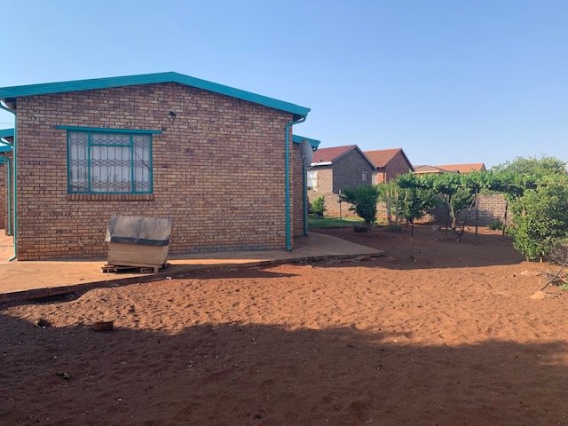 5 Bedroom Property for Sale in Kuruman Northern Cape